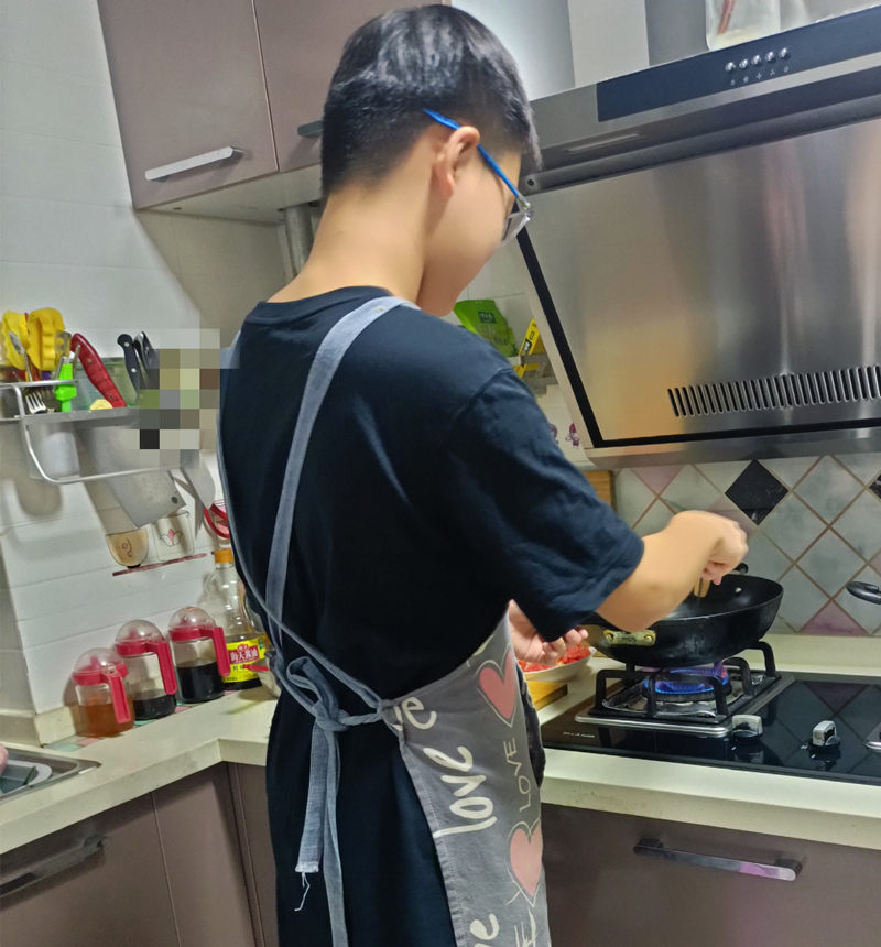 王尊铄-家务图片-1.jpg