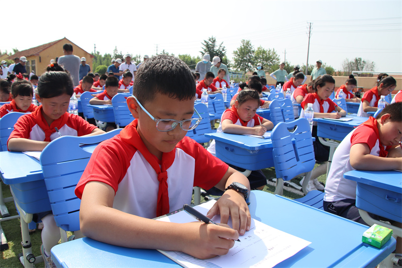 scmxtz区金口西河头小学书写大赛现场.jpg